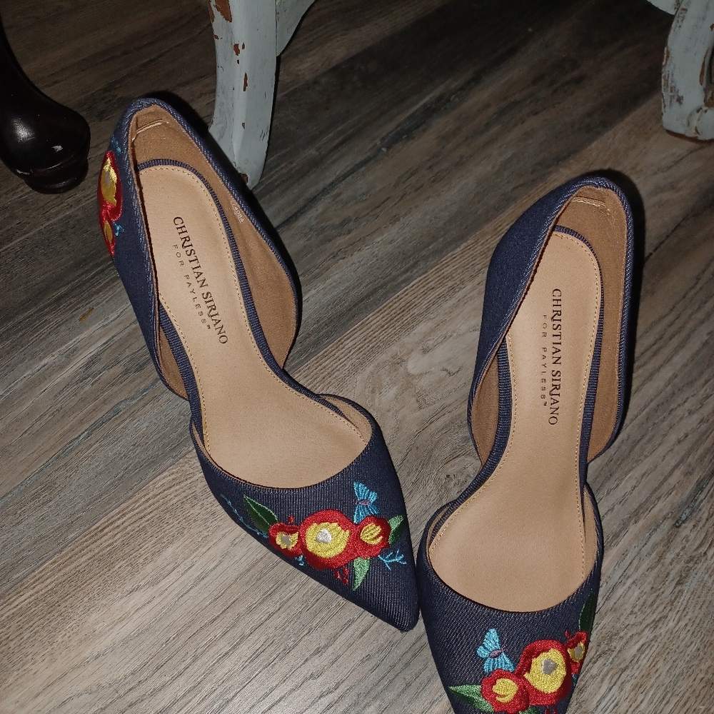 Christian Siriano Women's Floral Embroidered Heels - Black - Picture 4 of 4